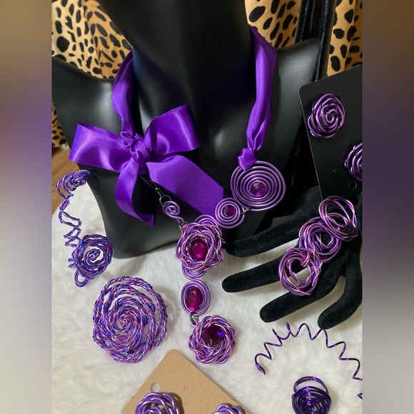 Color purple choker - Picture 3 of 3